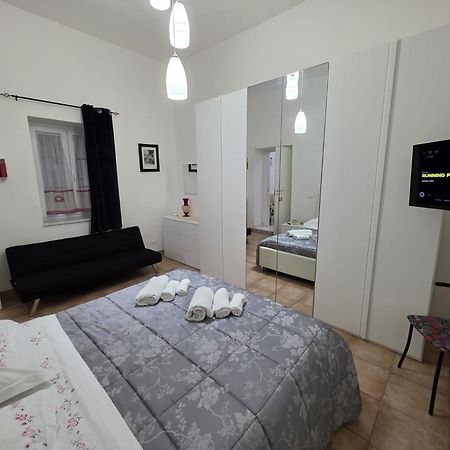 Domus Ciccio Pompeii - Relax & Free Parking Scafati Exterior foto